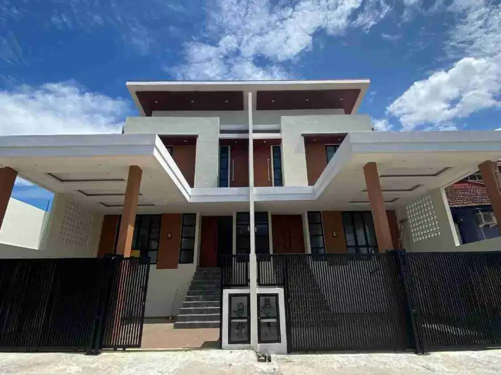 Rumah Hook Full Renovasi di Pine Garden dekat Tiban Centre