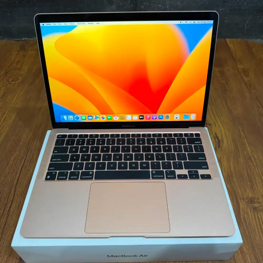 Macbook air m1 2020 ram 8gb ssd 256gb fullset mulus ex ibox bisa cod