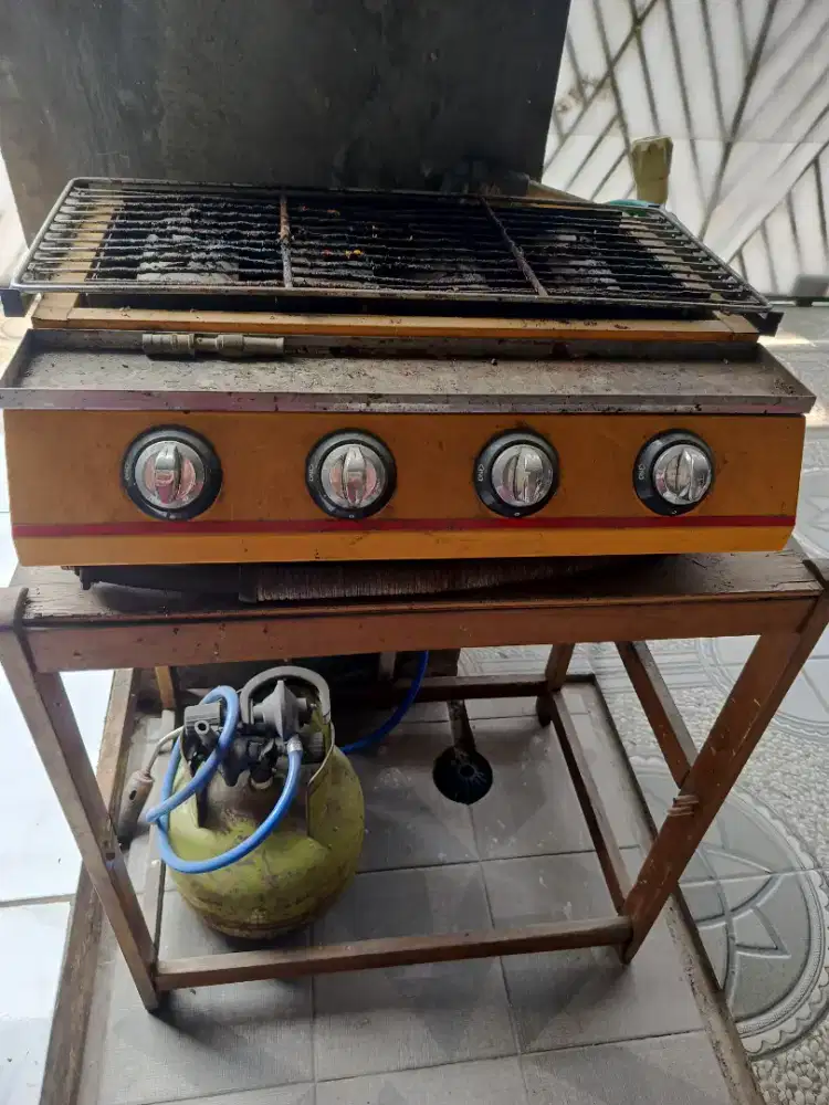 Kompor Barbeque 4 tungku + meja