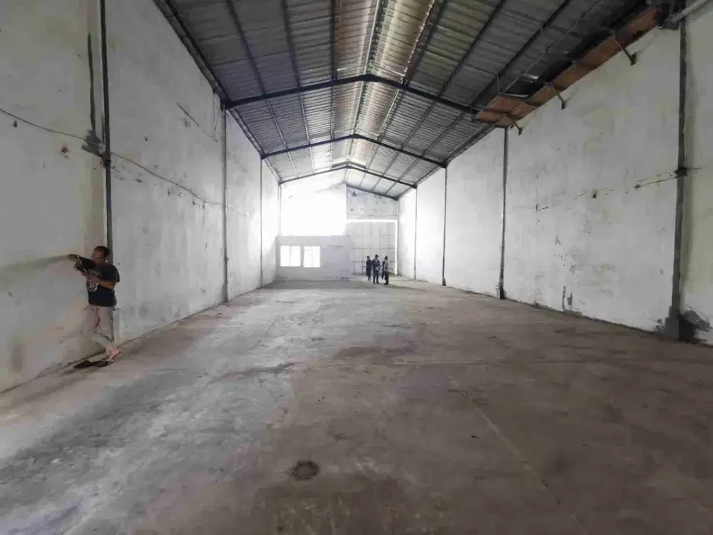 D sewa Gudang kapuk kamal