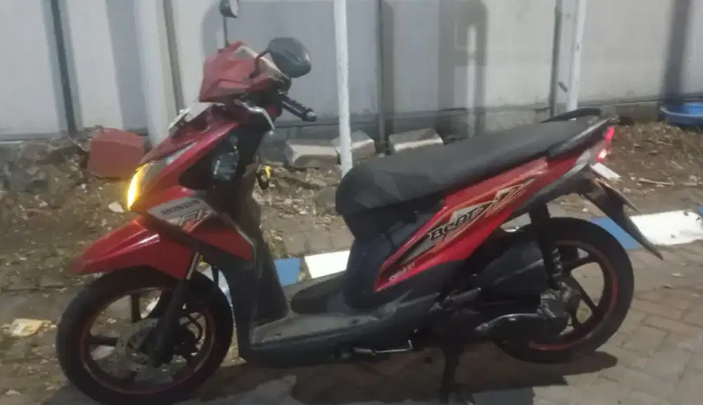 Honda Beat 2014 Merah