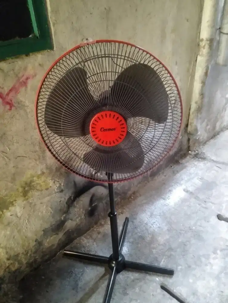 STAND FAN COSMOS 16INC