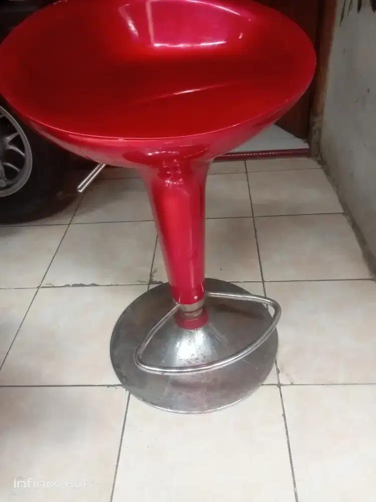 kursi cafe kantor hidrolix dan berputar
