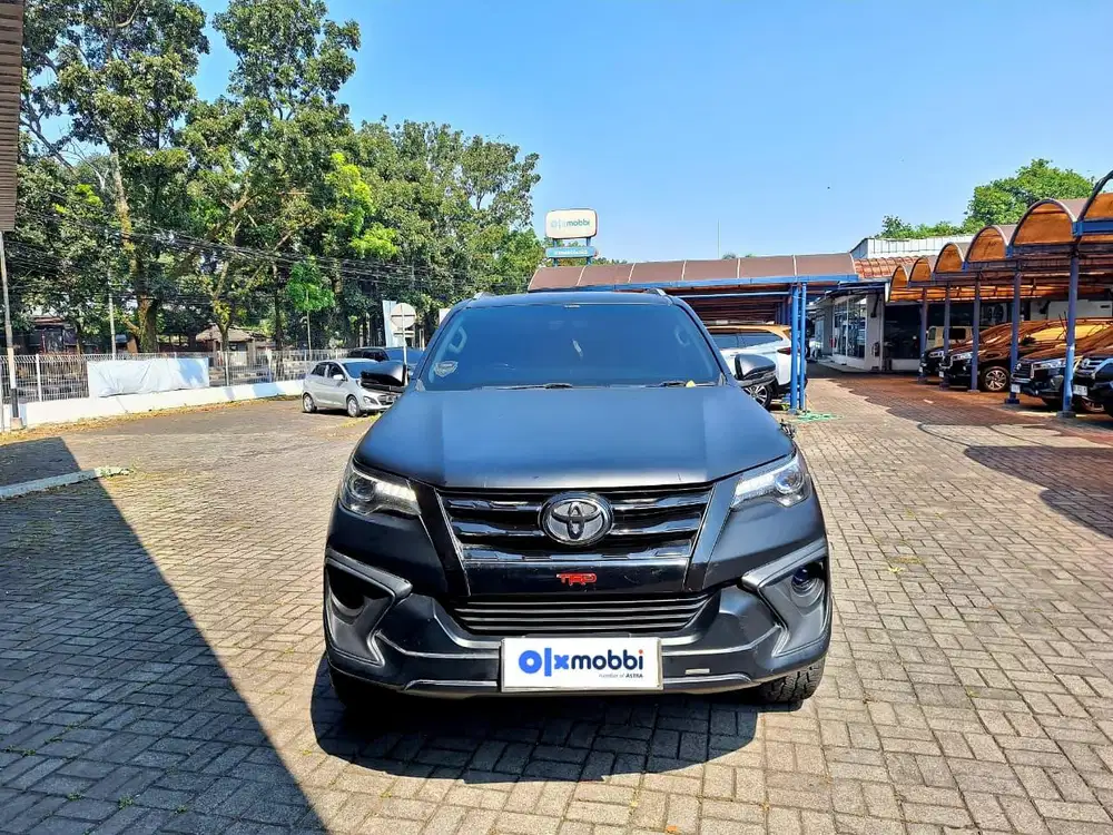 Toyota Fortuner 2.4 VRZ TRD Solar-AT 2018