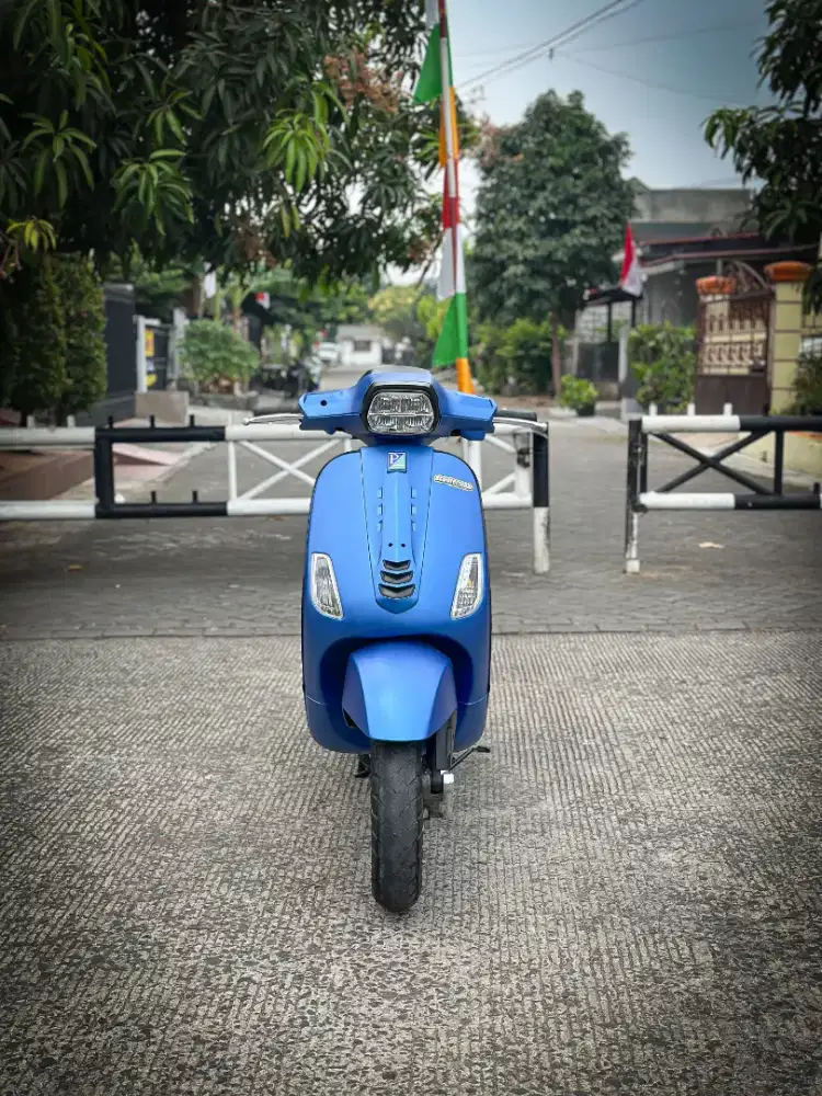 VESPA S 125 IGET 2021 BIRU - TERMURAH SEINDONESIA