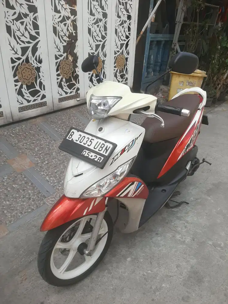 Yamaha Mio J 2013 ss lengkap mesin bagus plat B DKI