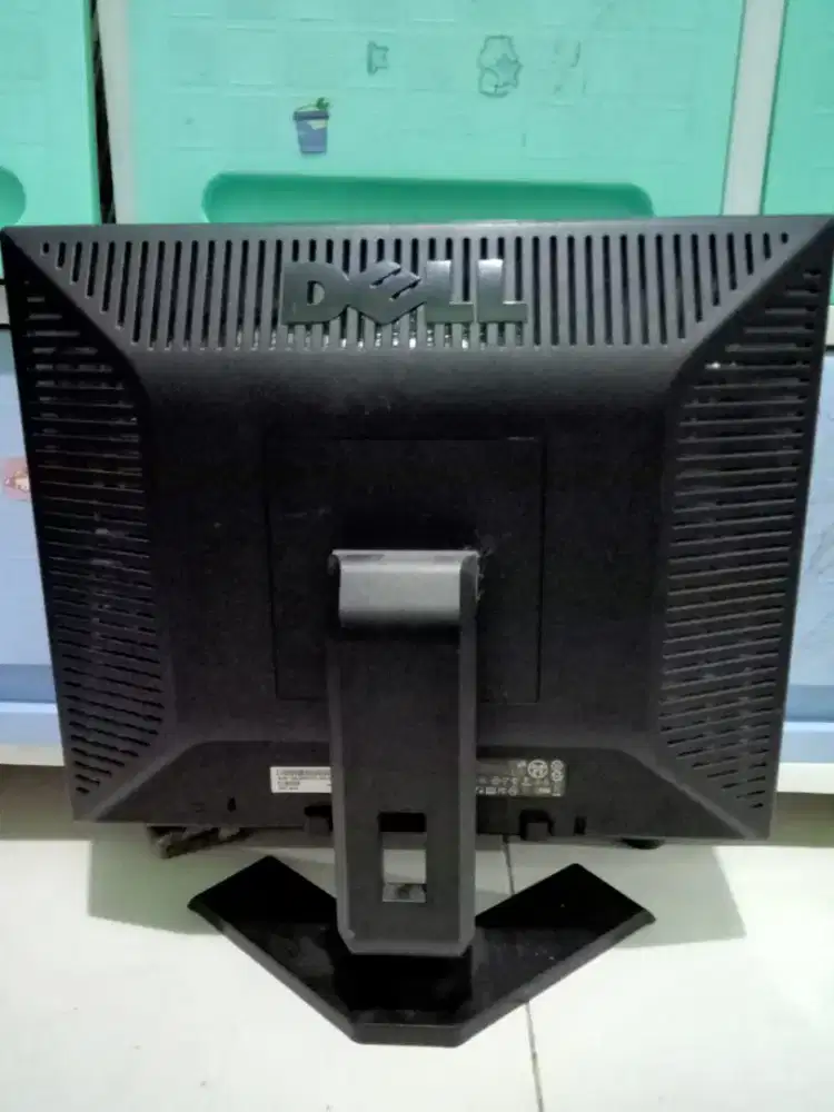 monitor merk dell 17 inch