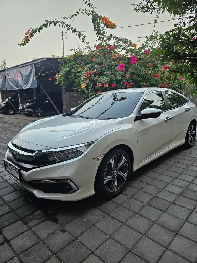 Civic ES turbo 2021 NIK 2021 low km 35ribu istimewa