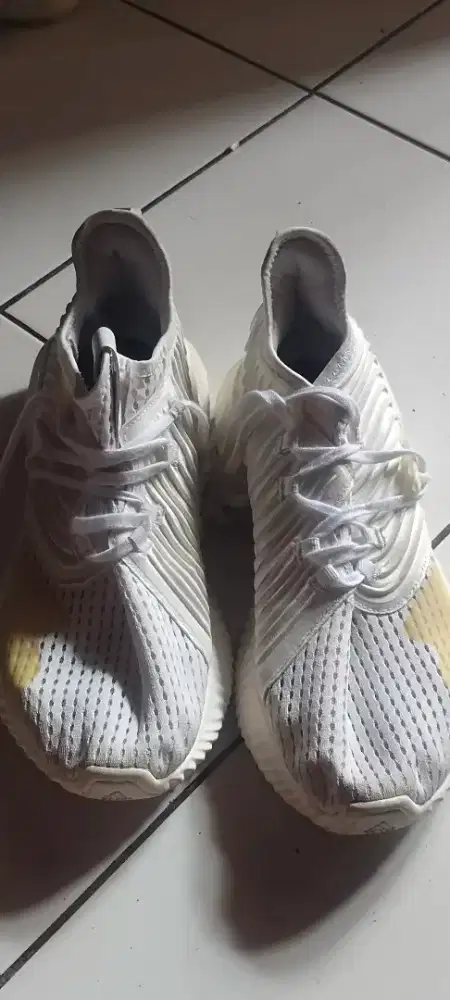 Sepatu ecunce size 43