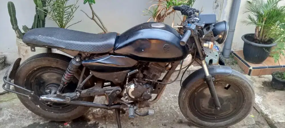 MOTOR CUSTOM BRATCAFE BASIC PULSAR