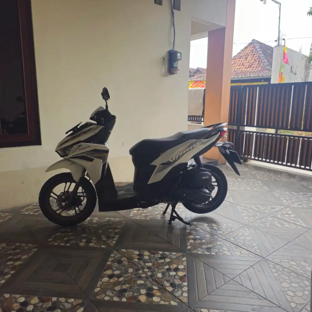 Vario 125 thn 2023