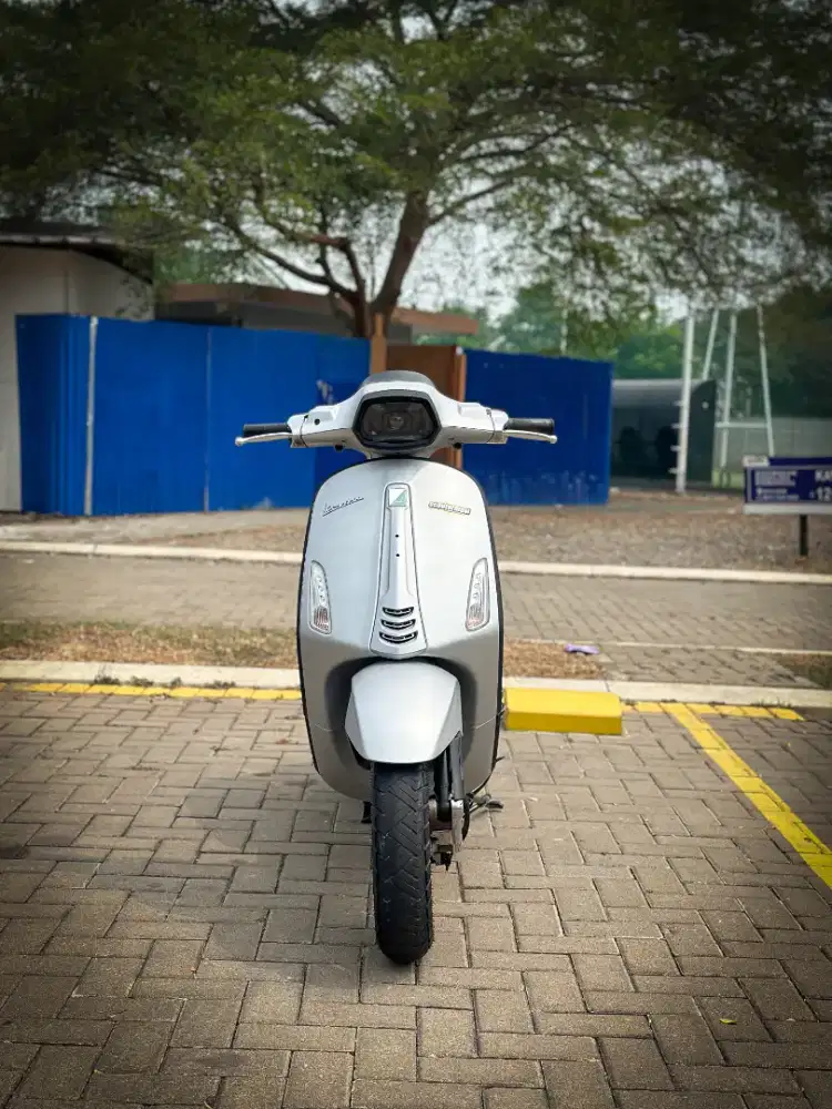 VESPA SPRINT LIMITED SPORT 2017 GREY - TERMURAH SEINDONESIA