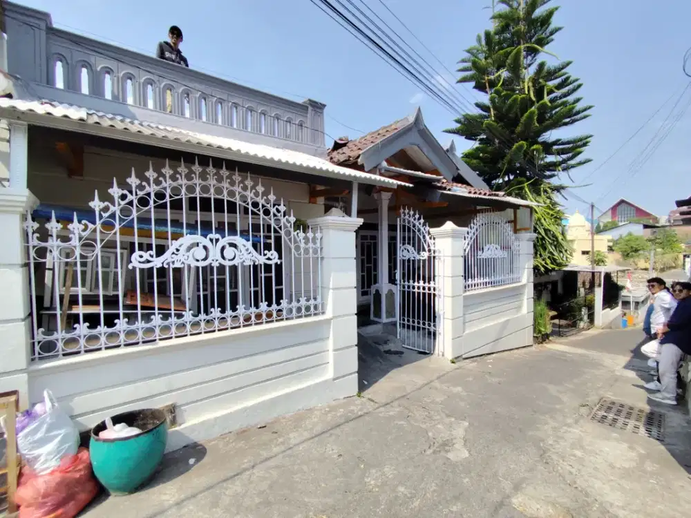 KOST DEKAT BATU WONDERLAND & ALUN ALUN BATU 850 JT