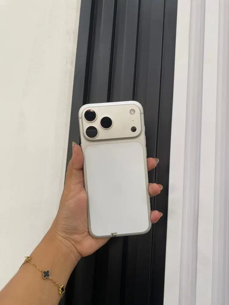 Iphone 17 promax 1Tb iBox