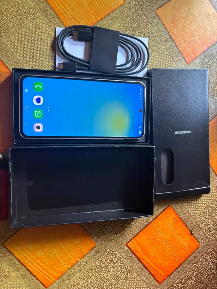 Samsung s24fe 8gb/512GB like new jual cpt