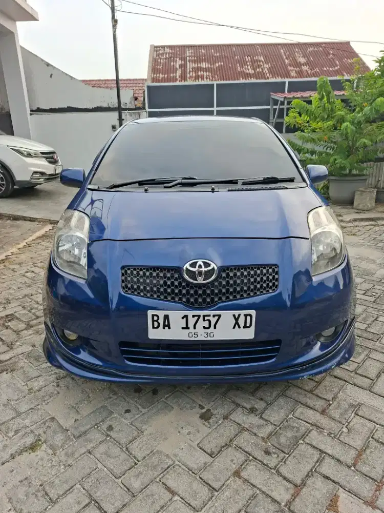 YARIS MATIC 2006