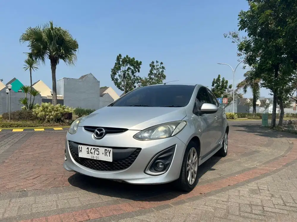 Mazda 2 R MT 2010 Non Skyactive