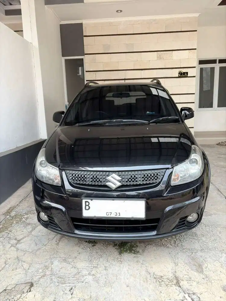 Suzuki SX4 2010 Bensin