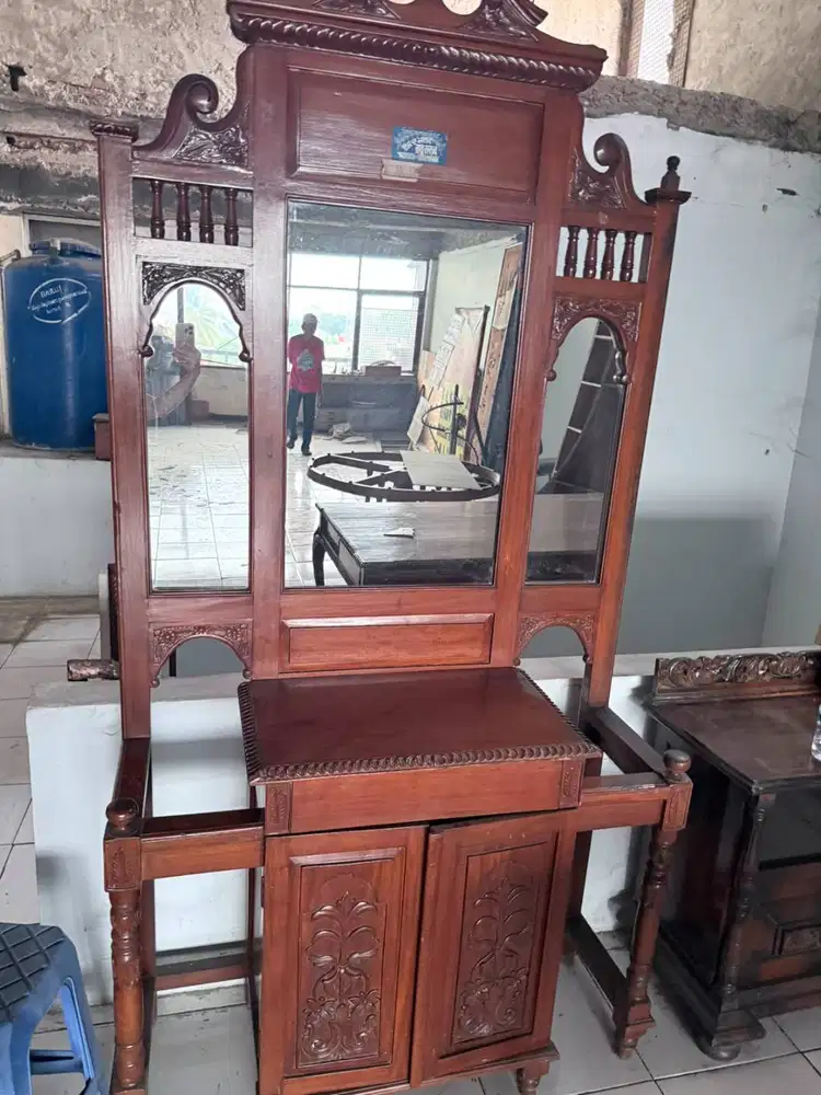 DIJUAL MEJA RIAS DAN MEJA BELAJAR JATI