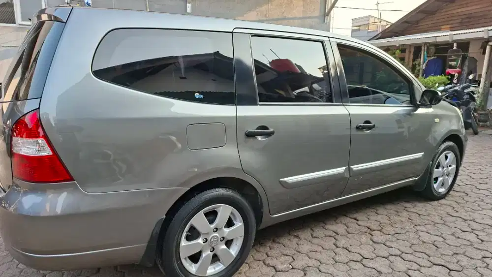 Nissan Grand livina 2008 Bensin