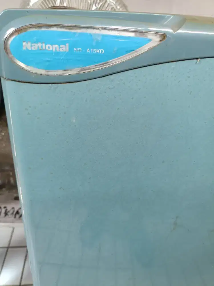 Kulkas 1 pintu merk National