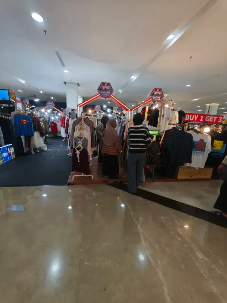 SPG tenant baju fashion wanita