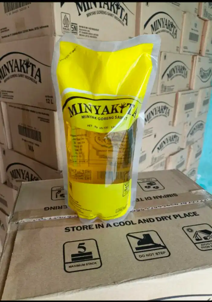 Minyak 1 liter kemasan pouch