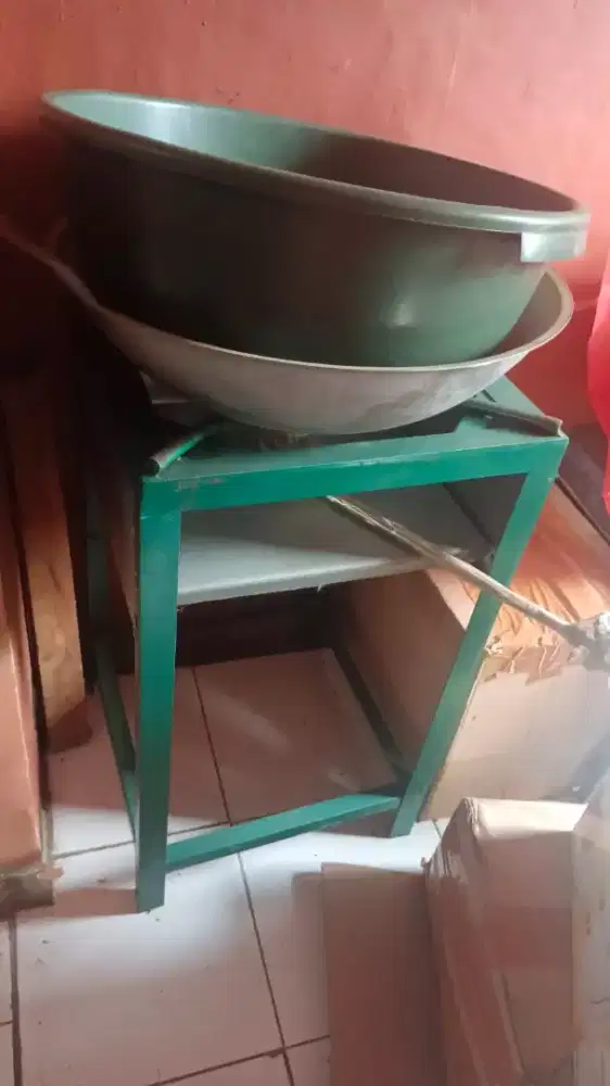 Kompor,baskom dan panci