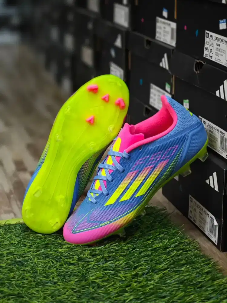 Sepatu Bola Adidas F50 League FG
