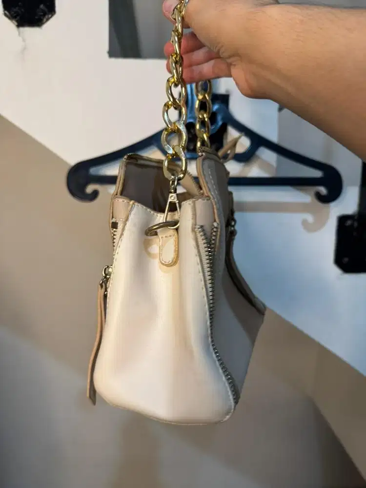 Tas Wanita Modern