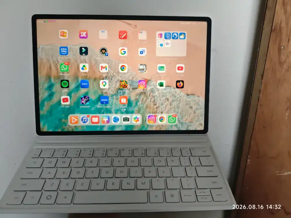 Huawei Matepad 12x fullset (keyboard , Mouse, pen universal) 4 Bulan