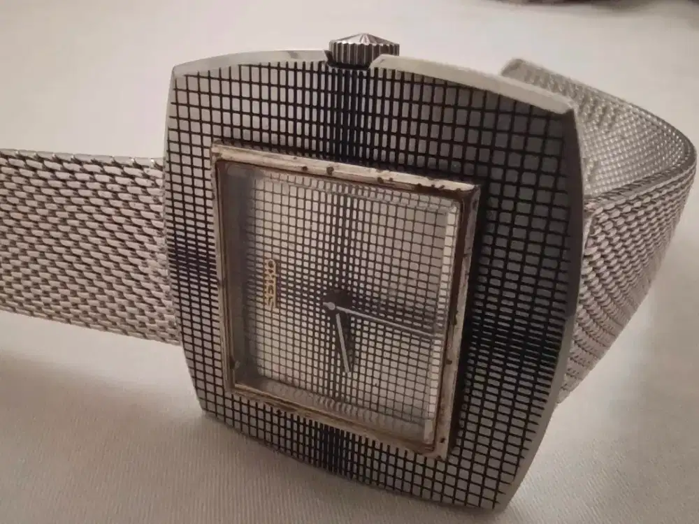 SEIKO 2220-3240 Disco Chariot Geometric Dial Unique Rare Vintage 70s