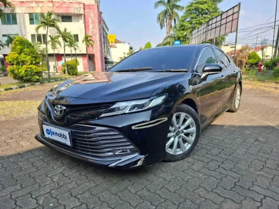 Garansi 1 Th - Toyota Camry 2.5 V Bensin AT 2021 Hitam