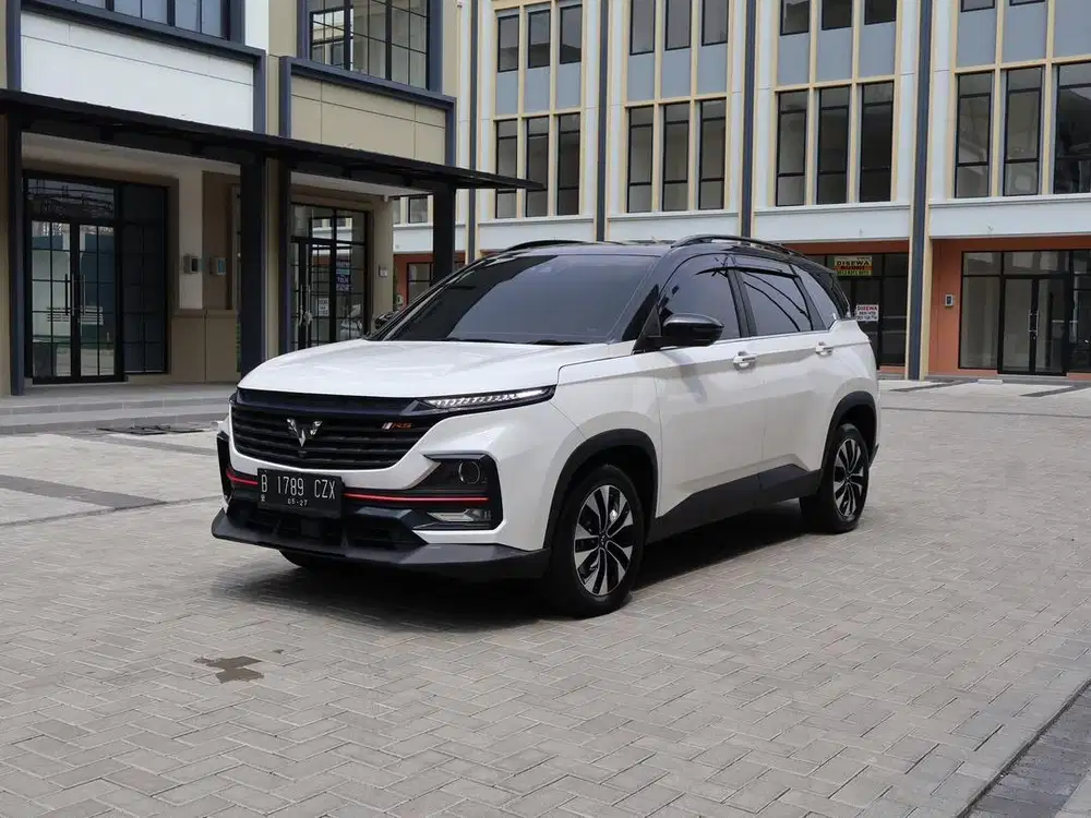 wuling Almaz RS pro 7 seaters matic / twotone /ganjil