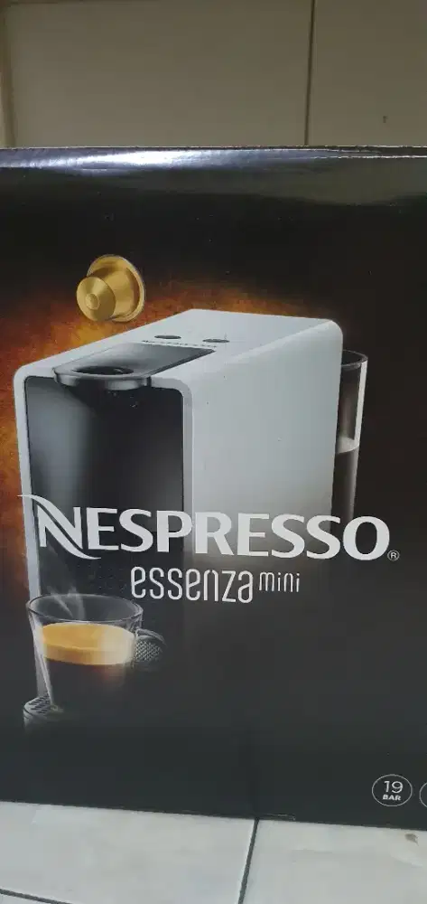 NESPRESSO Essenza mini plus