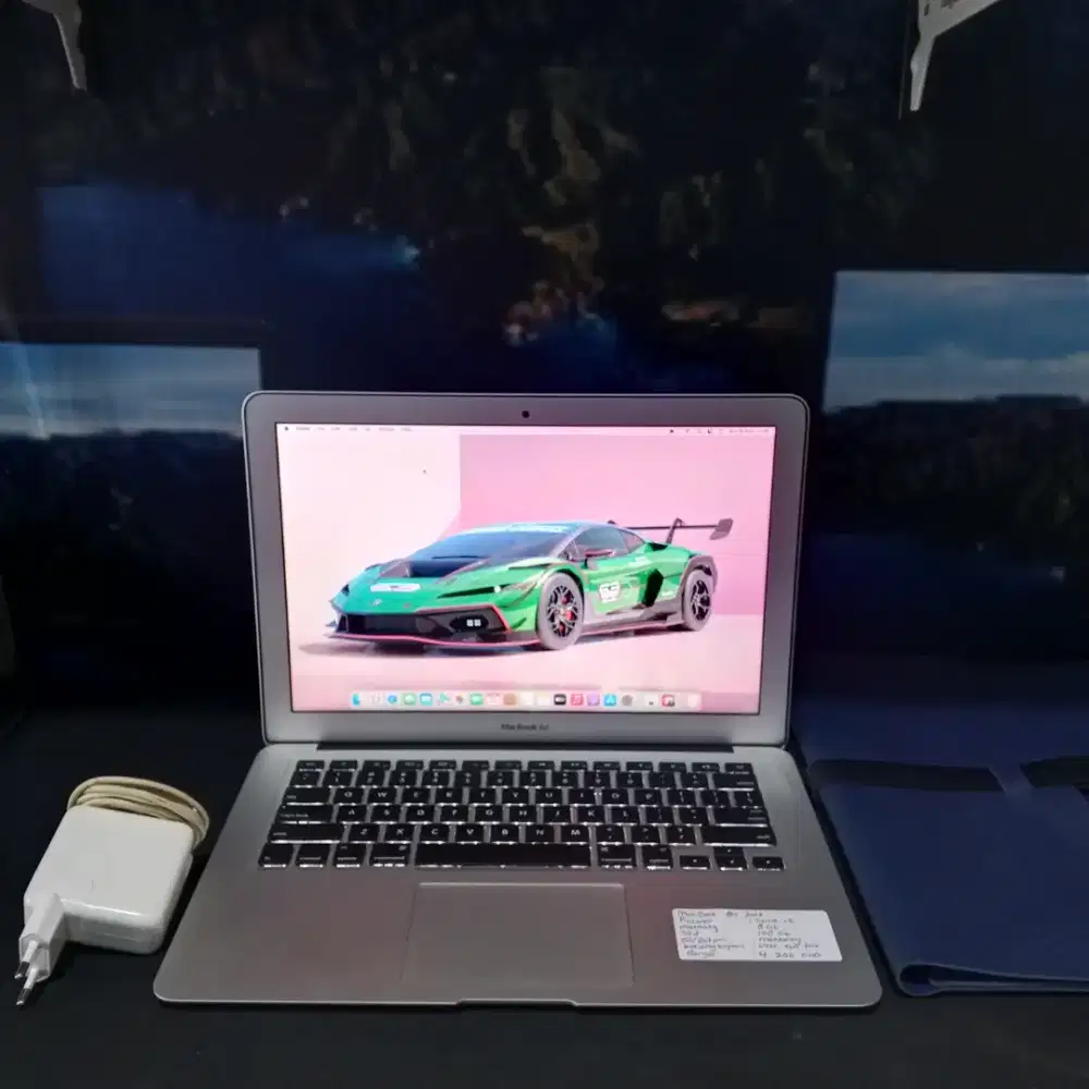 Jual Cepat!! MacBook Air 13 2017 Core i7, RAM 8 GB, SSD 128 GB