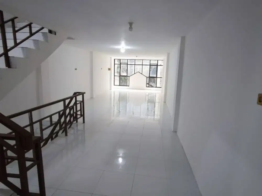 Disewakan Ruko 4 Lantai di Kelapa Gading ,Jakarta Utara