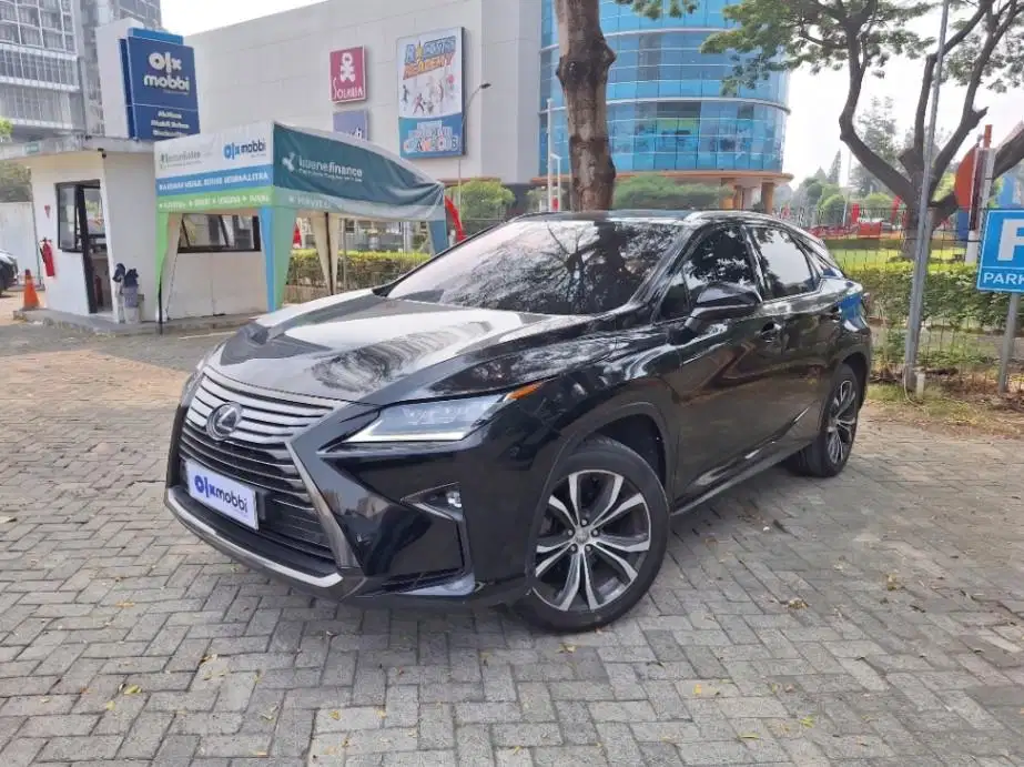 LOW DP Lexus RX200t 2.0 Luxury 4x2 Bensin-AT 2017 PJM
