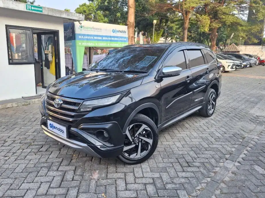 LOW DP Toyota Rush 1.5 S Bensin-AT 2019 ZKL
