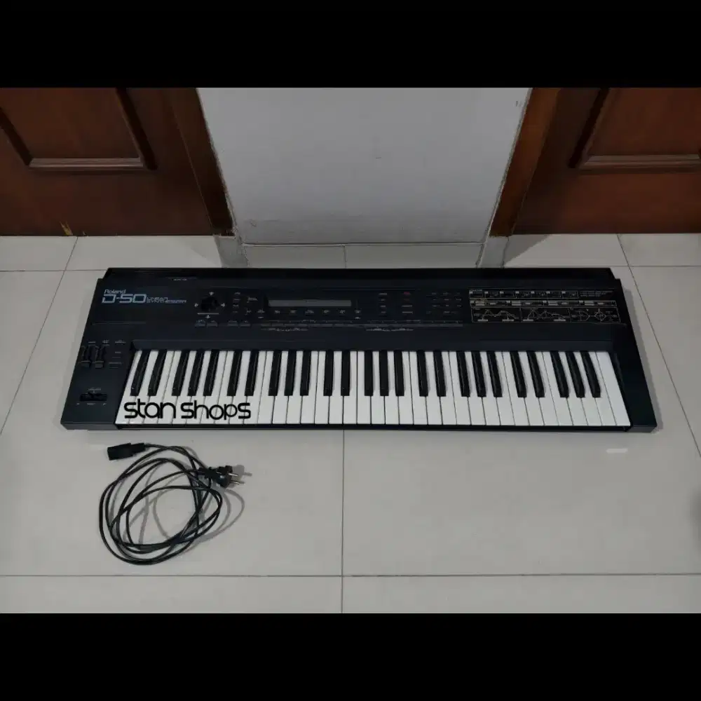 Roland D-50 D50 Synth Synthesizer Korg Yamaha Casio Moog Nord DX7