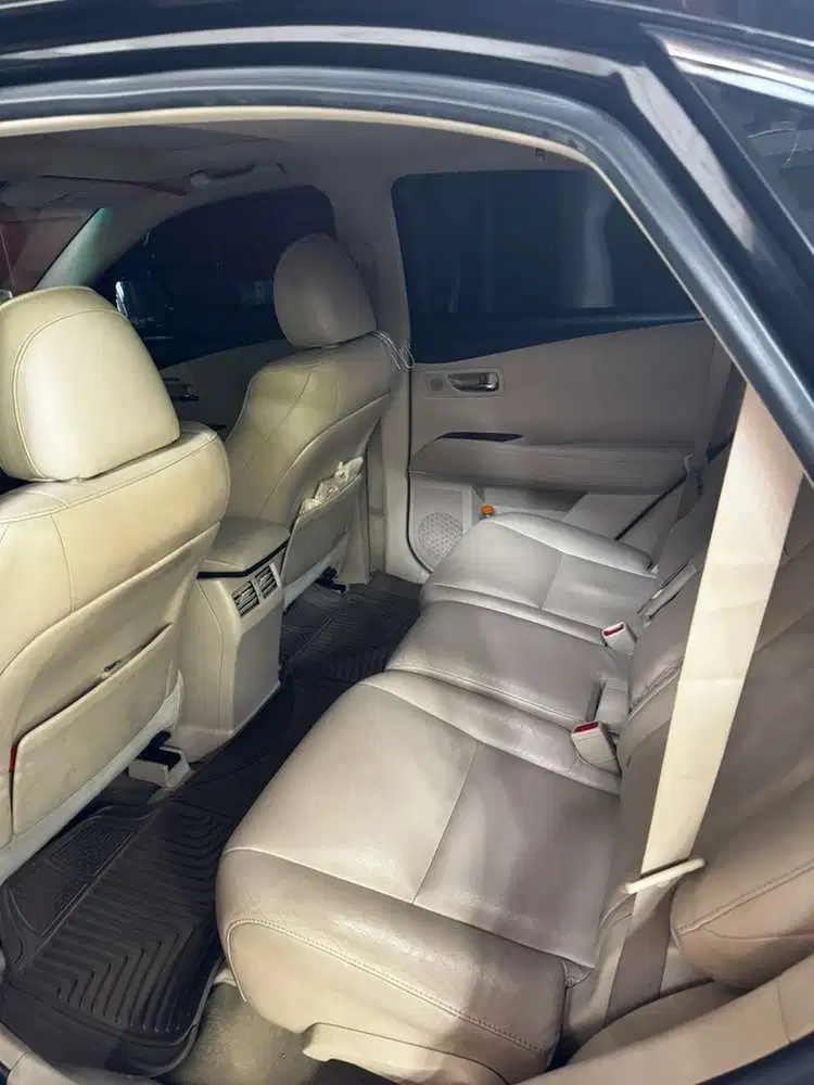 Lexus RX 270 2011 Bensin