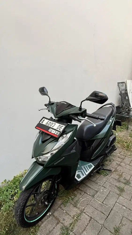 Jual motor second beat deluxe 2023