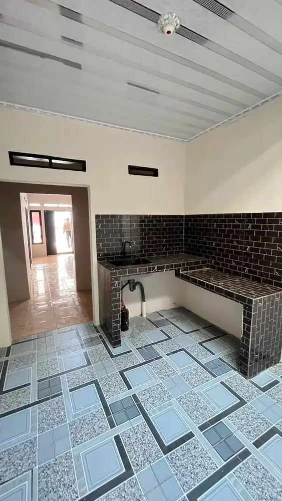 Disewakan rumah deket stasiun cutayam