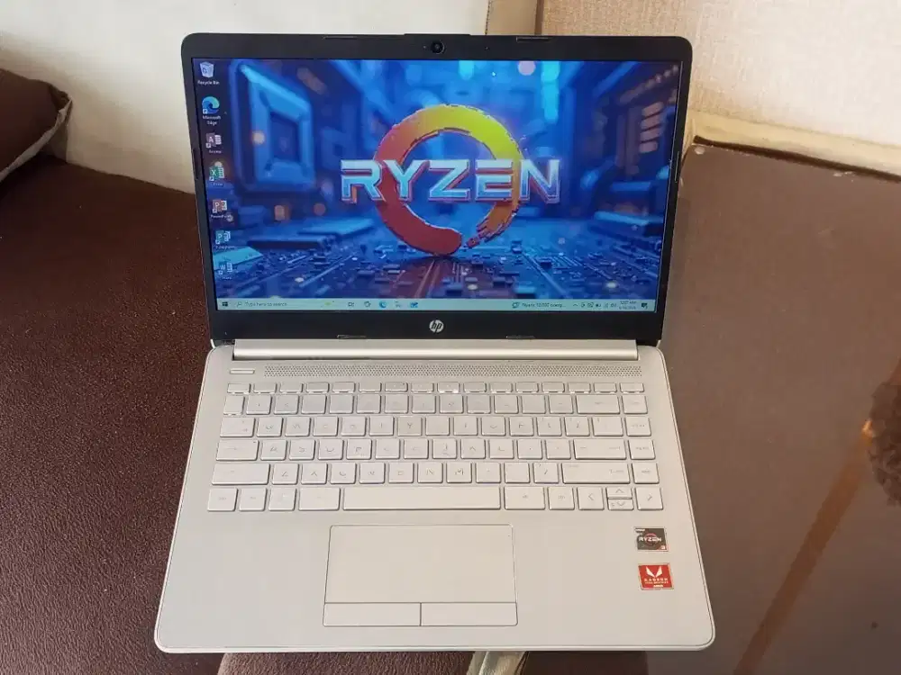 Laptop Hp 14s dq0xxx, AMD Ryzen 3 3200U,Ram 4/1TB