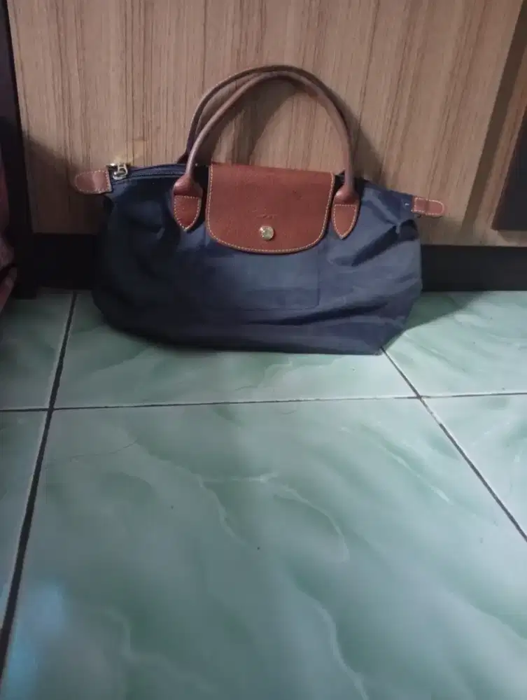 Tas wanita ori bisa dipakai buat jalan jalan