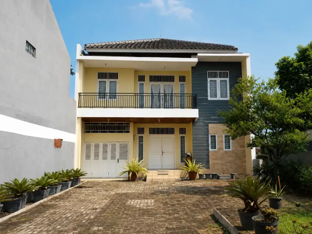 Rumah 2lt luas 10x34,6 346meter 5KT Komplek Pemda Jatiasih Bekasi