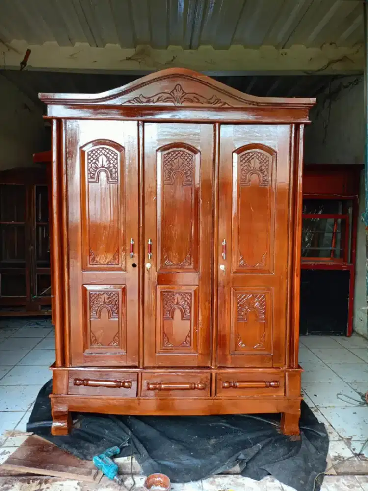 Lemari kayu jati 3 pintu mantap bekas dah melamin sangat berat