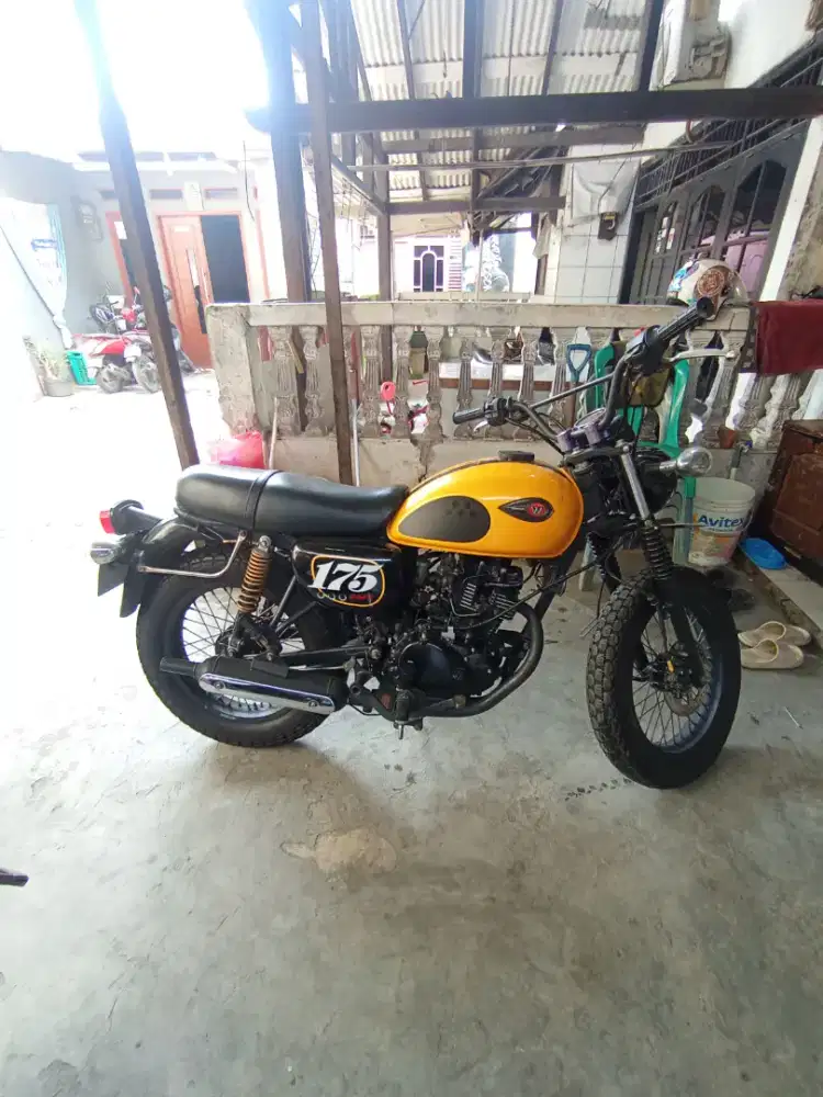 Jual Kawasaki W175 Cafe