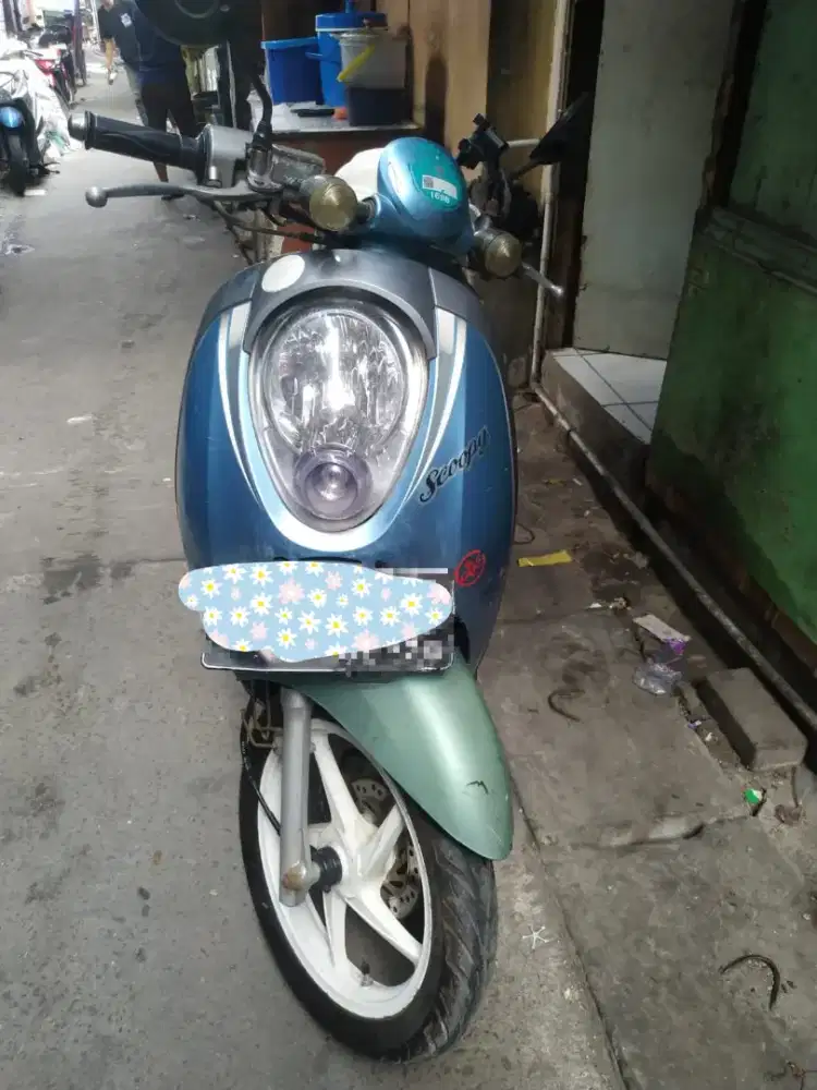 Jual scoopy tahun 2012
