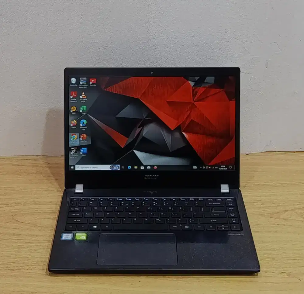 Acer TravelMate X3410-MG Core i7 Gen 8 RAM 8GB SSD 256GB Nvidia MX130